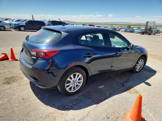 Фото 3 - MAZDA 3