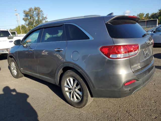 Фото 2 - KIA SORENTO