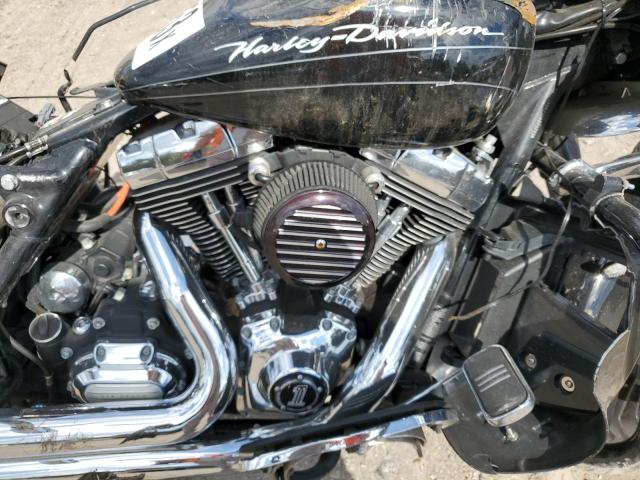 HARLEY-DAVIDSON FL 2012