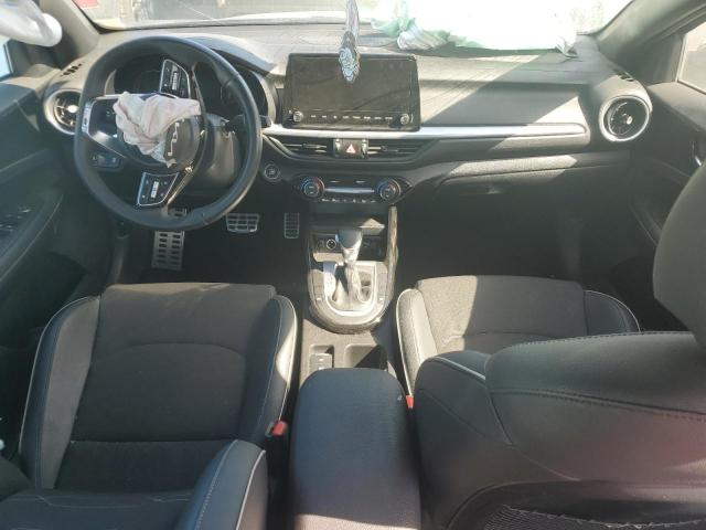 Фото 8 - KIA FORTE