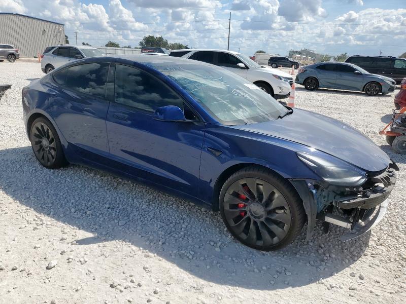 Фото 4 - TESLA MODEL 3