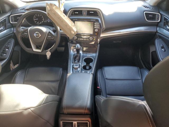 Фото 8 - NISSAN MAXIMA