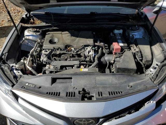 Фото 11 - TOYOTA CAMRY