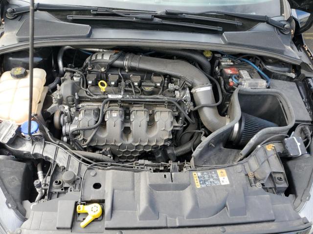 Фото 11 - FORD FOCUS