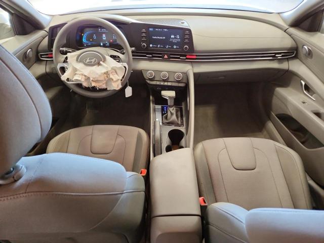 Фото 8 - HYUNDAI ELANTRA