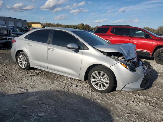 Фото 4 - TOYOTA COROLLA