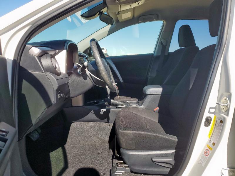 Фото 7 - TOYOTA RAV4