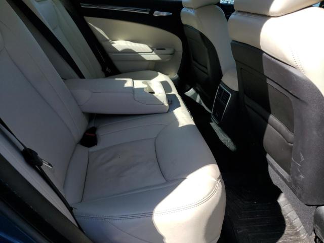 Фото 10 - CHRYSLER 300