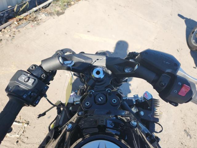 KAWASAKI NINJA 650 2025