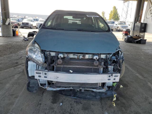 Фото 5 - TOYOTA PRIUS