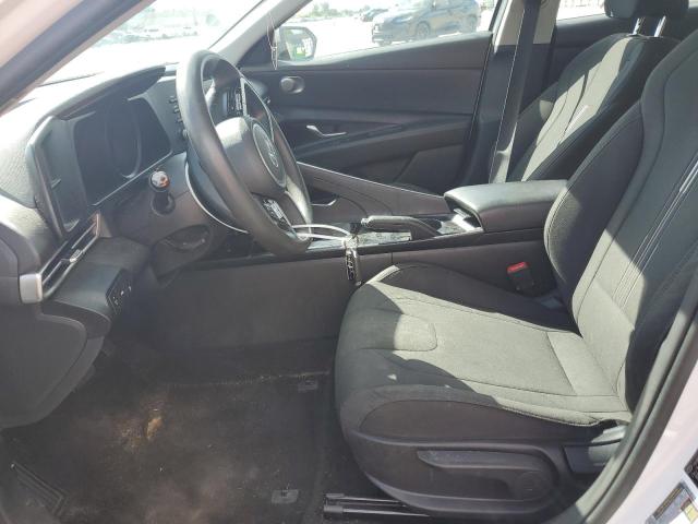 Фото 7 - HYUNDAI ELANTRA