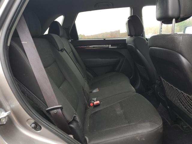 Фото 11 - KIA SORENTO