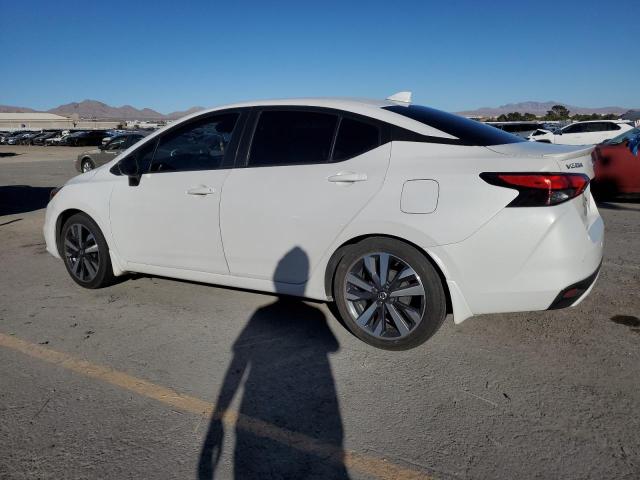 Фото 2 - NISSAN VERSA