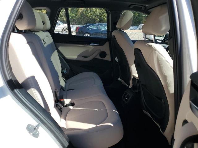 Фото 11 - BMW X1