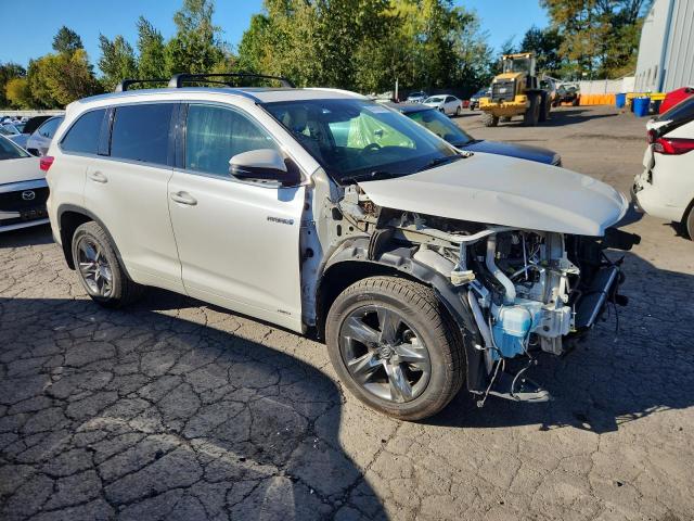 Фото 4 - TOYOTA HIGHLANDER