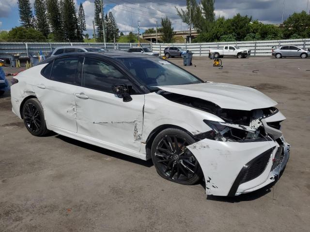 Фото 4 - TOYOTA CAMRY