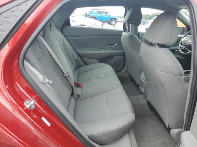 Фото 10 - HYUNDAI ELANTRA