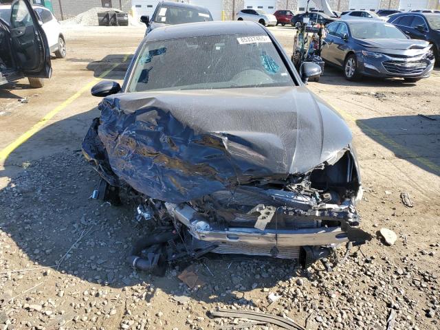 Фото 5 - AUDI A4