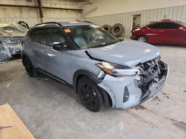 Фото 4 - NISSAN KICKS