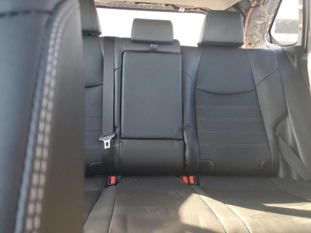 Фото 10 - TOYOTA RAV4