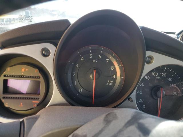 Фото 9 - NISSAN 370Z