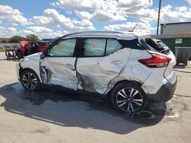 Фото 2 - NISSAN KICKS