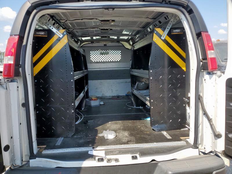 Фото 10 - GMC SAVANA