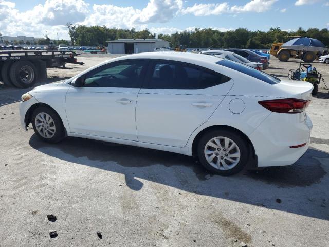 Фото 2 - HYUNDAI ELANTRA