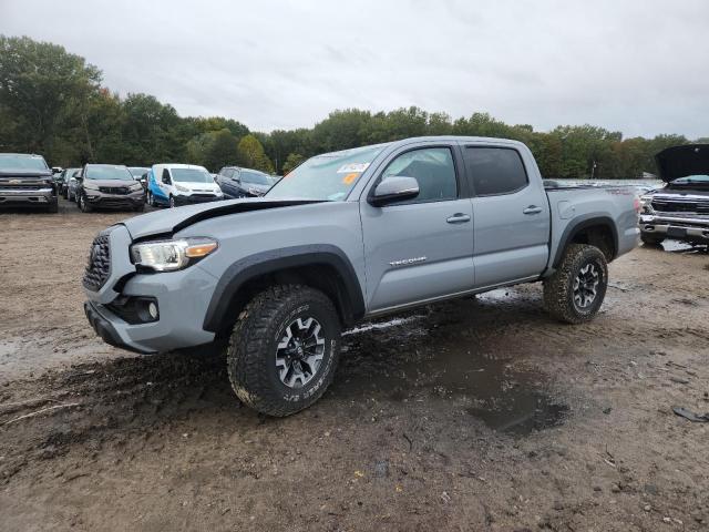 Фото 1 - TOYOTA TACOMA