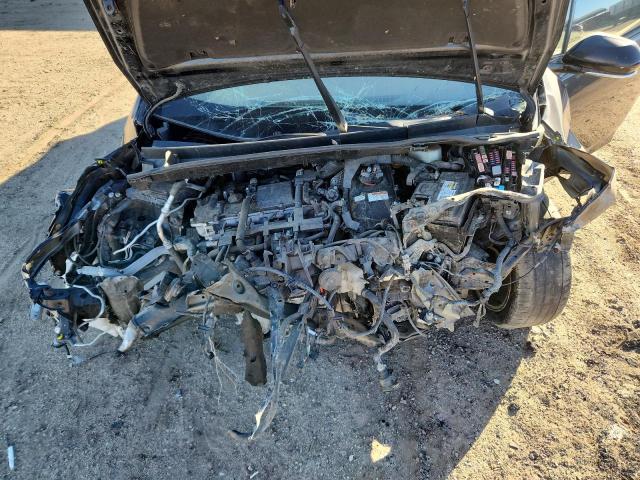 Фото 11 - TOYOTA PRIUS