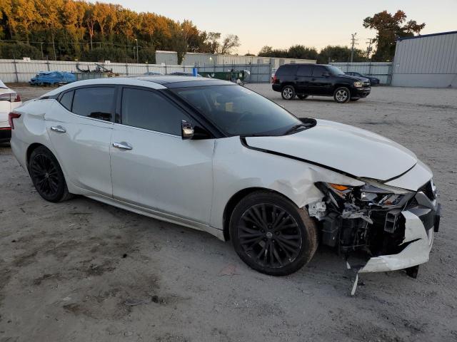 Фото 4 - NISSAN MAXIMA