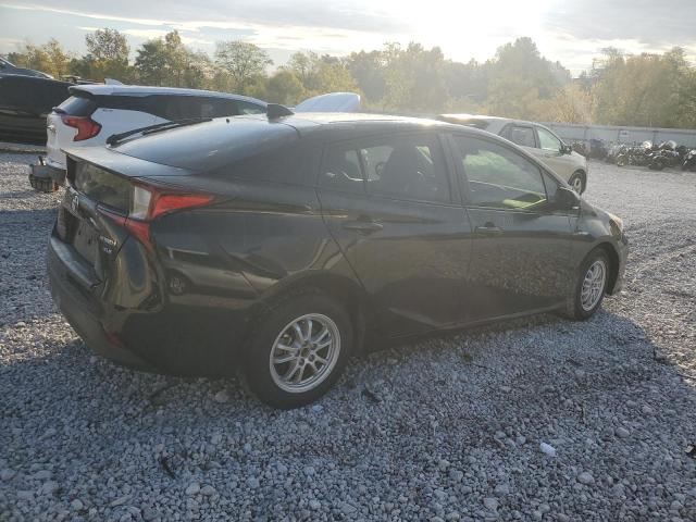 Фото 3 - TOYOTA PRIUS