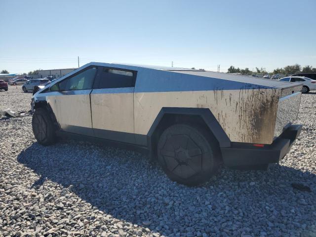 2025 TESLA CYBERTRUCK