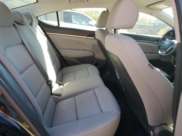 Фото 10 - HYUNDAI ELANTRA