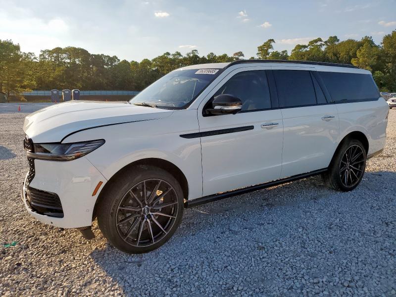 Фото 1 - LINCOLN NAVIGATOR