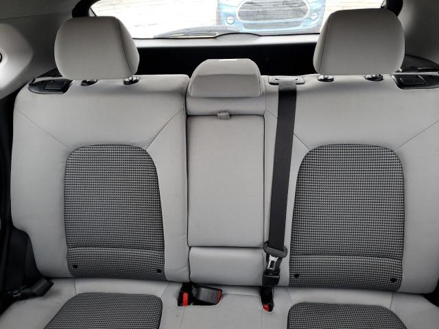 Фото 10 - HYUNDAI KONA