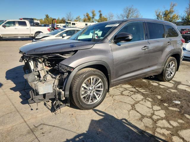 Фото 1 - TOYOTA HIGHLANDER