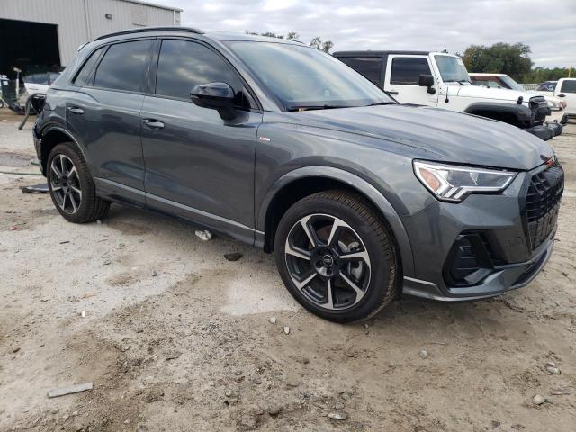 Фото 4 - AUDI Q3