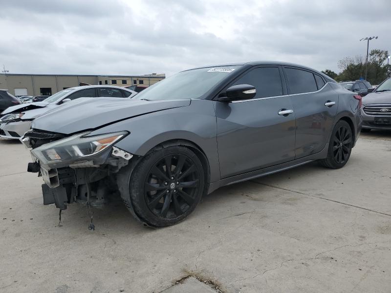 Фото 1 - NISSAN MAXIMA