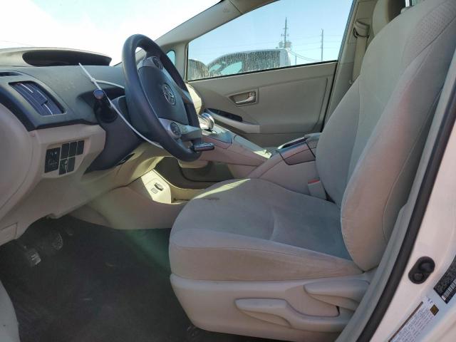 Фото 7 - TOYOTA PRIUS