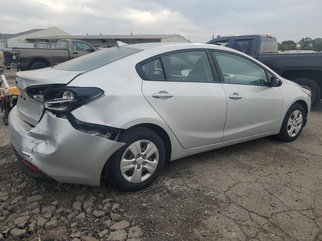 Фото 3 - KIA FORTE