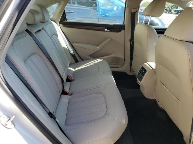 Фото 10 - VOLKSWAGEN PASSAT