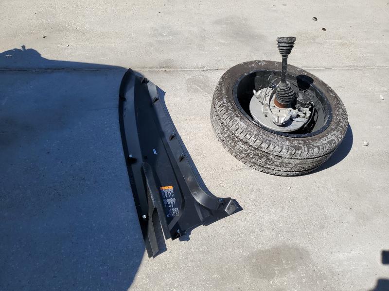 Фото 13 - CADILLAC ESCALADE I