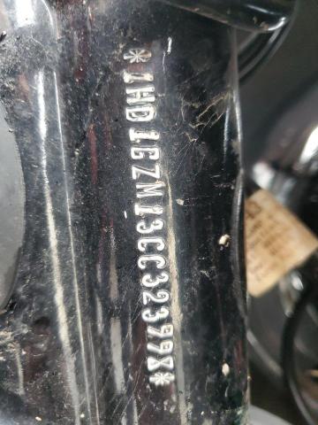 HARLEY-DAVIDSON FL 2012