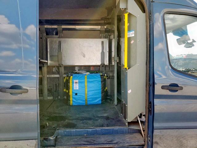 Фото 11 - FORD TRANSIT