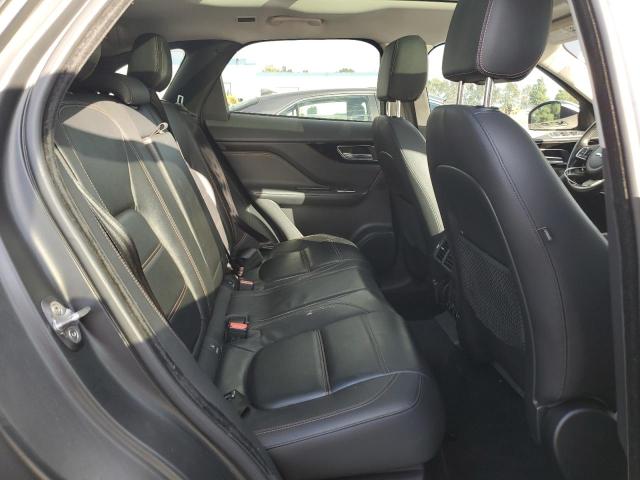 Фото 10 - JAGUAR F-PACE