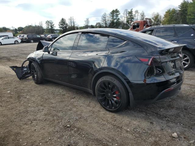 TESLA MODEL Y 2023 VIN 7SAYGDEE2PF752467