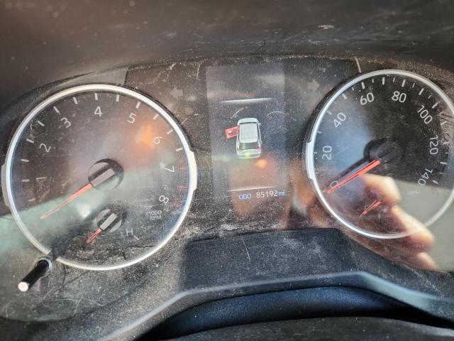 Фото 9 - TOYOTA RAV4