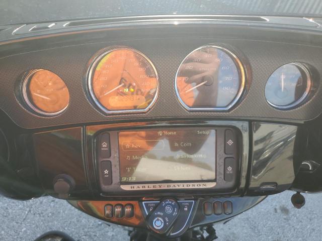 HARLEY-DAVIDSON FL 2018