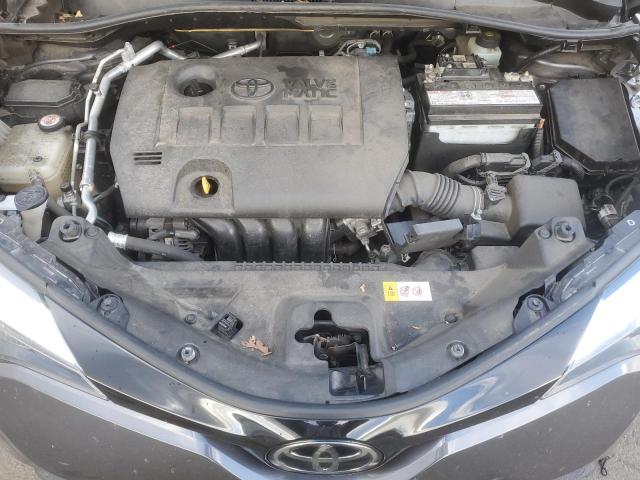 Фото 11 - TOYOTA C-HR